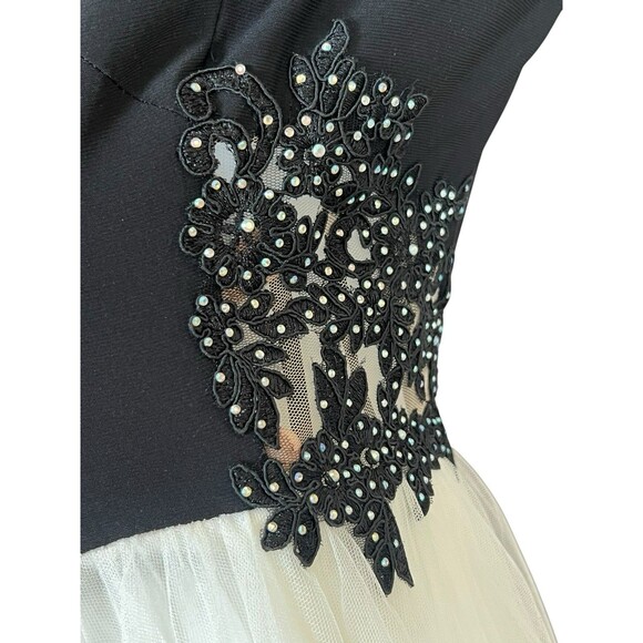 VTG Full Length A-Line Prom Dress Juniors 9 Mesh Rhinestones Princess 90s Y2K - Picture 13 of 13